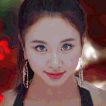 <b>채영</b> 너무 귀여운거같아