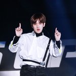 백현은 <b>연차</b>가 몇인데