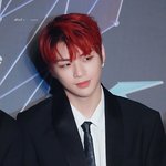 [강다니엘] <b>다른사람</b>같아ㅋㅋㅋ