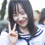 이거 최유정시그니저<b>포즈</b> ..?아니냐 쭈구리브이컨셉