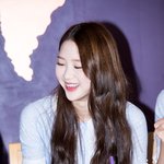 옴걸 <b>지호</b> 넘 예뻐 ㅠㅠ