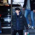 백현이 요즘 <b>자주</b> 신고 다니는 신발