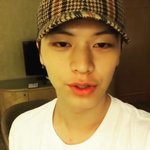 [댓글부탁해] 얘들아!! 육성재 이 모자