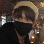 얘 <b>살짝</b> 박지훈같지 않냐???