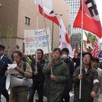 방탄 <b>나치</b> 조작하는 일본우익 왜완견 토착왜구들