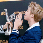 옆사람 자꾸 따라하는 방탄 지민