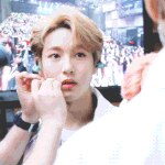 런쥔 어두운색vs<b>밝은색</b>