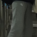 [댓글부탁해] 이거 나이키 무슨바지야?