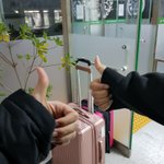 우리학교 수능시험장이라서 책 다 가져가라고해서 나랑 친구가