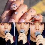 [EXO] 야 백현이 손가락에 이거 뭐임;;