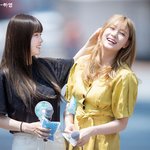 애틋한 <b>케미</b> 뿜는 걸그룹 '리막'