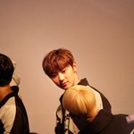[황민현] 스윗다정 눈빛 장인❤
