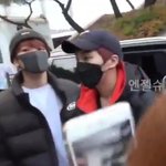 [EXO] 백현이랑 민석이 <b>머리</b>색이 똑같네?ㅋㅋ
