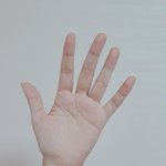 <b>뼈대</b> 얇아서 좋다