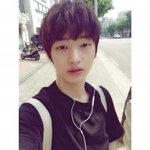 야 근데 <b>윤지</b>성 잘생기지않음?