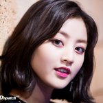 [<b>엔터</b>톡] <b>JYP</b>는 당장 지효 단발머리 박제해주세요