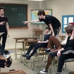 [EXO] <b>청소</b> 중...