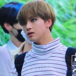[NCT] 아 나 이동혁 이런 모먼트 너무 <b>조아</b>...
