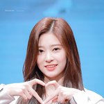 얘더라 <b>민주</b> 피지컬 개존예야