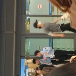 어제 인천공항 입국 누구인지 알아??
