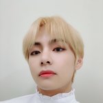 [드루와] 야 방금 뜬 방탄 뷔 사진 <b>개미침</b>