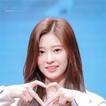 카메라로 다 못담아낼 <b>여</b><b>돌</b> 미모