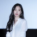 요즘 분위기 장난 아닌 손나은