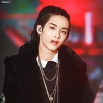 [NCT] 타<b>팬</b>인데..윈윈이 <b>이</b> 머리한 사진 더 줄 수 있어.....