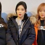 이 <b>야상</b>패딩 어디꺼임?