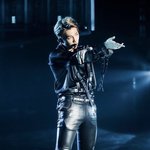 [방탄소년단] 오랜만에 intro: what <b>am</b> i to you