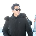 <b>멋</b><b>짐</b>폭발 송승헌 공항패션