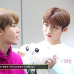 [NCT] <b>도영</b>형 나 좀 봐줘