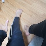 나<b>멸치</b>아닌데 다리찍어봄