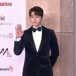 [충격] 얘들아 나 지금 <b>당황</b>스럽다