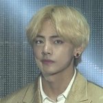 뷔 <b>aaa</b>시상식 미모 터짐