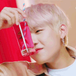 [박우진] 악ㅠ ㅠ멍뭉이야? 이런 강아지 봄? ㅠㅠ
