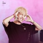 방탄 뷔가 요즘 자주 하는 하트