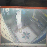 [도와주세요] 엘레<b>베이</b>터에 토해놓고 그냥 내린 사람들 때문에 아이를...