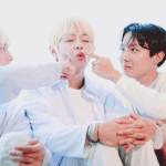 [방탄소년단] <b>찰나</b>의 순간 표정 바로 바뀌는거봐