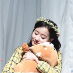 <b>눈</b> <b>속</b>에 핀 꽃 같은 女돌