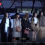 [레드벨벳] 레드벨벳 뮤뱅출근 1130 조이 새벽<b>미소</b> 하트주~