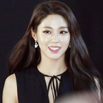 설현이의 솔직한 미간