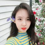 좋아하는 애한테 <b>무뚝뚝</b>하다가 갑자기 말 걸면