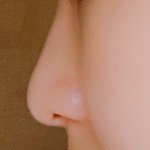 코 낮은 편임??