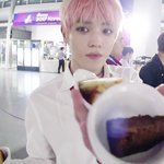 [NCT] <b>이태용</b> 빵자랑 쩔어;;