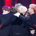 [방탄소년단] 이제 저희가 선배의 <b>위치</b>에 와 있네요
