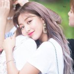 [댓글부탁해] 탈색하고 염색하는데 얼마들어?????(<b>수험</b>생할인)
