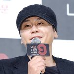 <b>YG</b>에 연습생으로 들어가서 3년버티면 데뷔시켜준다하면 할거야?