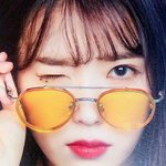 아이유 이런 스타일링 <b>자주</b> 하는 거 같음