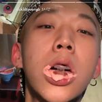 [댓글부탁해] <b>탈색</b>하니까 더 잘생겨졌어 홍딱 ㅠㅠ❤